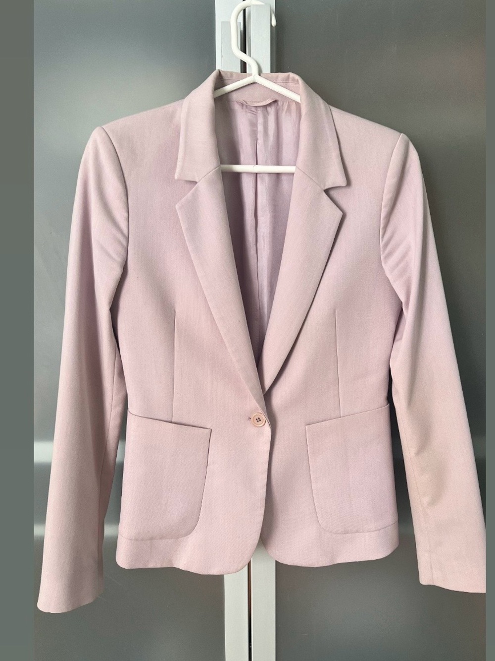 Tailored Light Pink Single-Button Women's Blazer